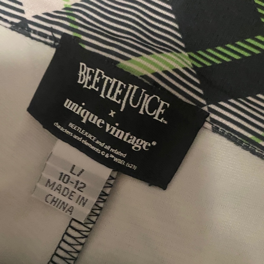 BeetleJuice X Unique Vintage Leggings Size 10-12 - Picture 7 of 10